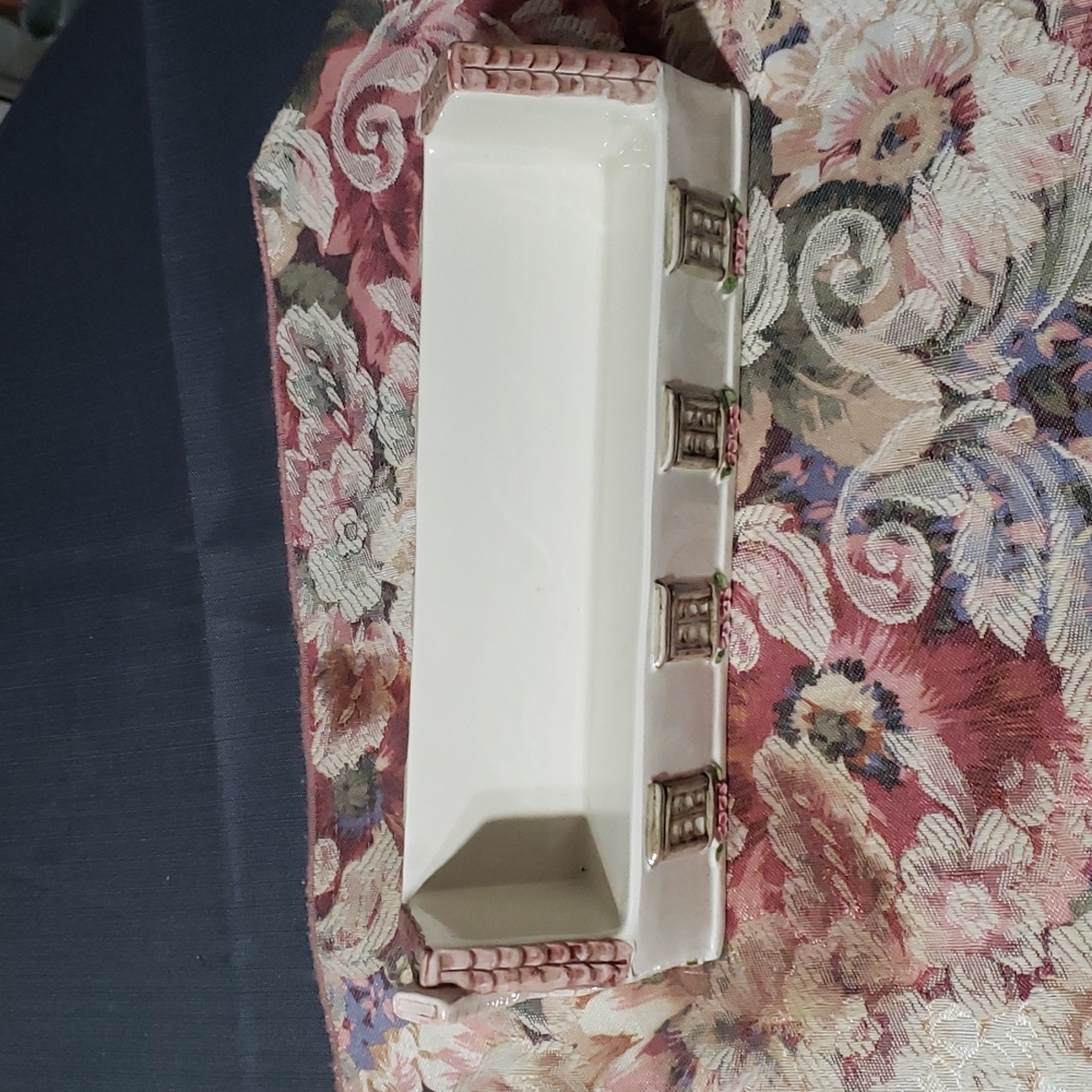 Fitz and Floyd Cracker Cradle Holder
